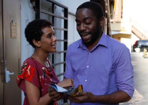 Taís Araújo e Lázaro Ramos curtem programa família